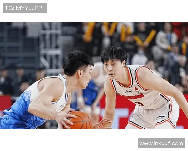 CBA焦点战广东队对决新疆队精彩回顾与赛后分析11月4日